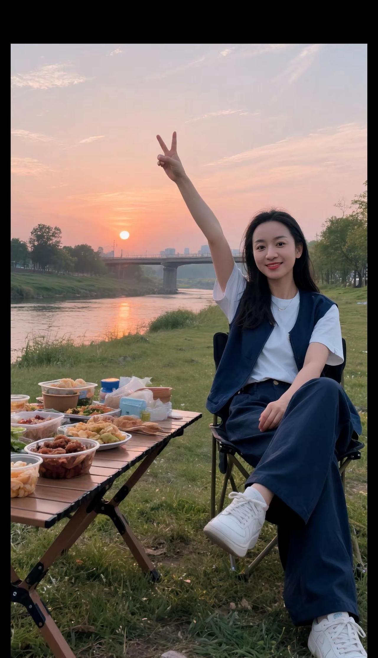 AI河畔野餐照 随变ai随便玩 从一哭就有人哄变成再苦也忍着笑 致女人的一段话