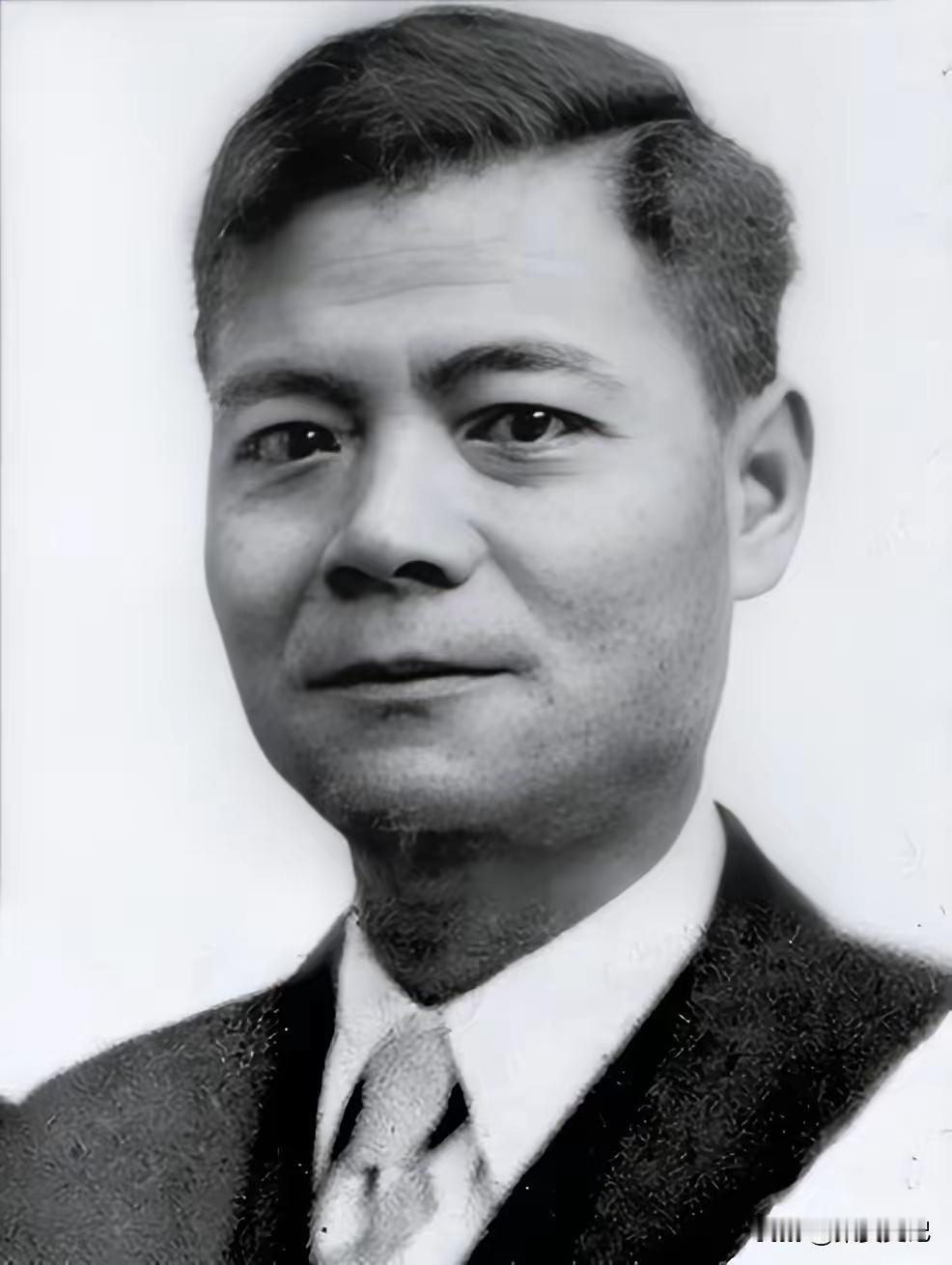 1943年，中共创始人陈潭秋牺牲，妻子在狱中生下遗腹子，后改嫁老红军，新婚时却对