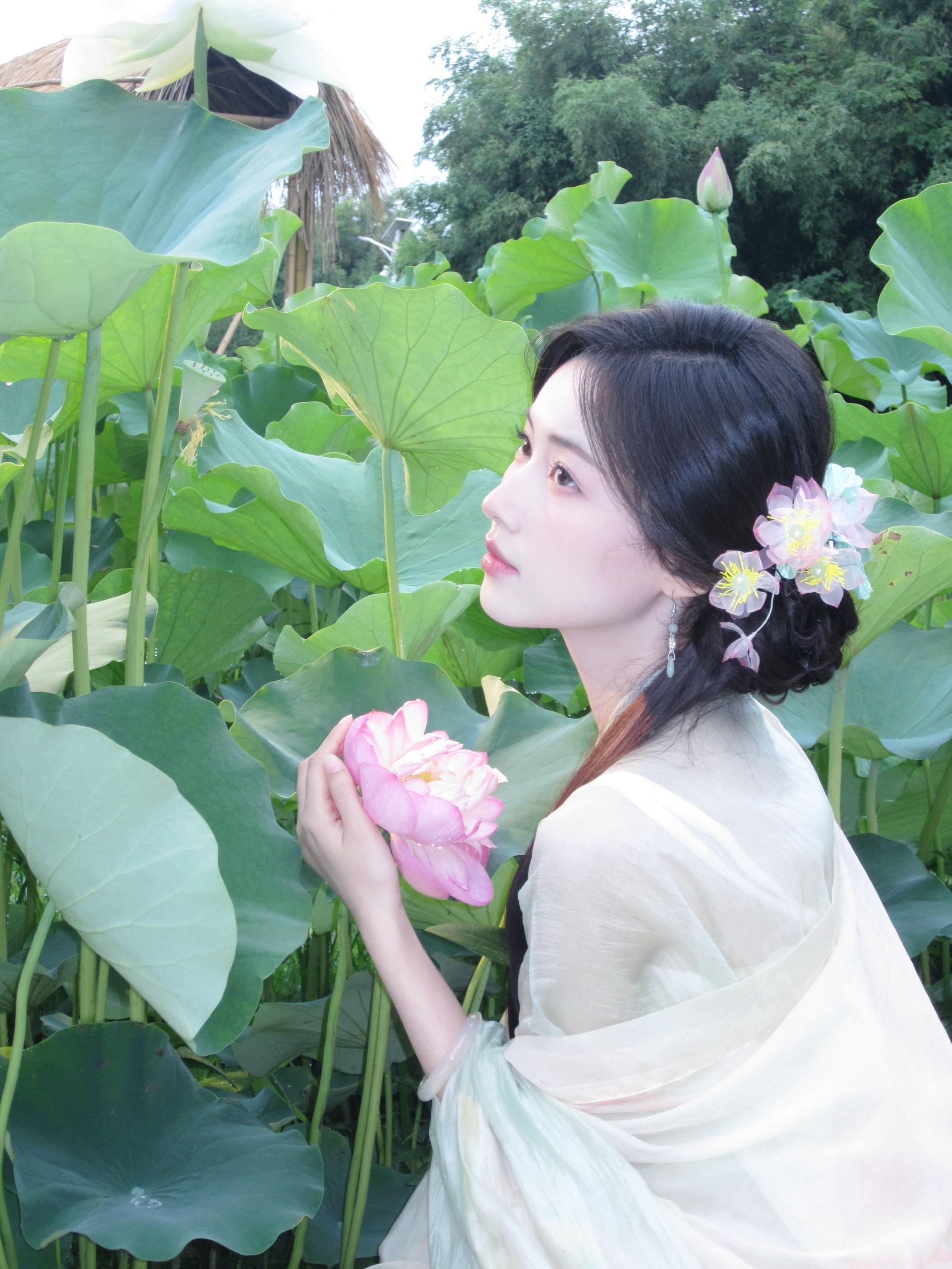 有人怪雨 有人等烟雨。