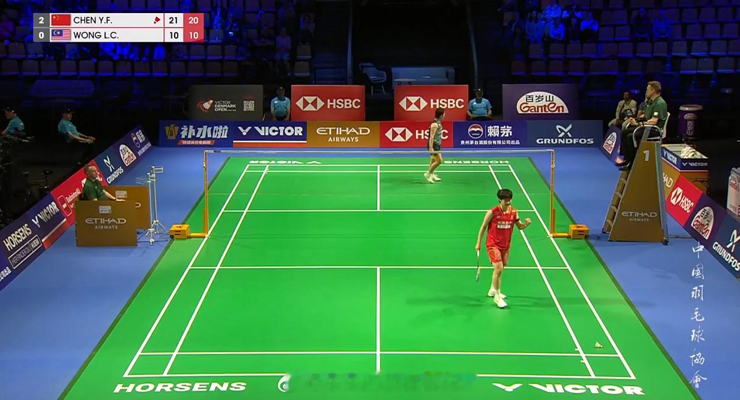 尤杯 1/4赛 中国 3-0 马来西亚女单 陈雨菲 21-10 21-10 黄玲