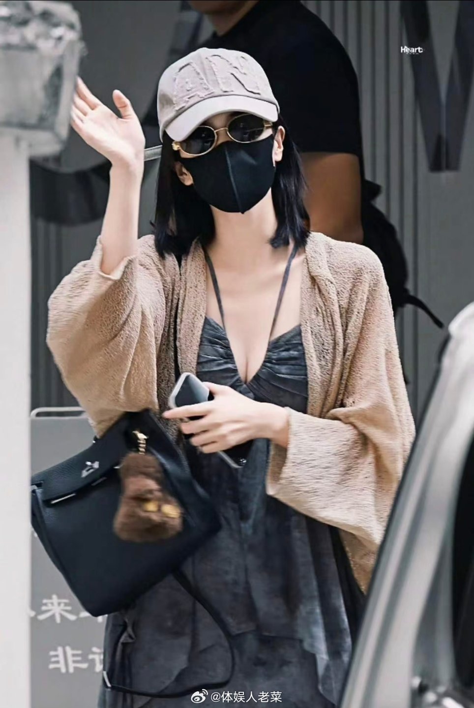 我的娘诶，这才是我该看的。斯哈斯哈，可惜eat不到。。[干饭人] ​​​