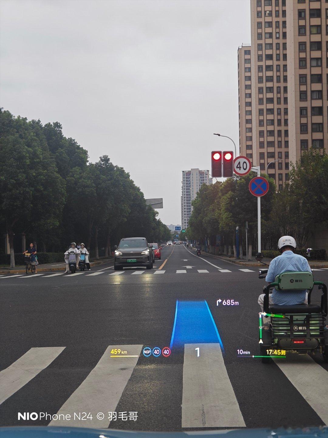 常州路上偶遇一台野生L90，辨识度还可以。电动兄弟乐道l90 ​​​