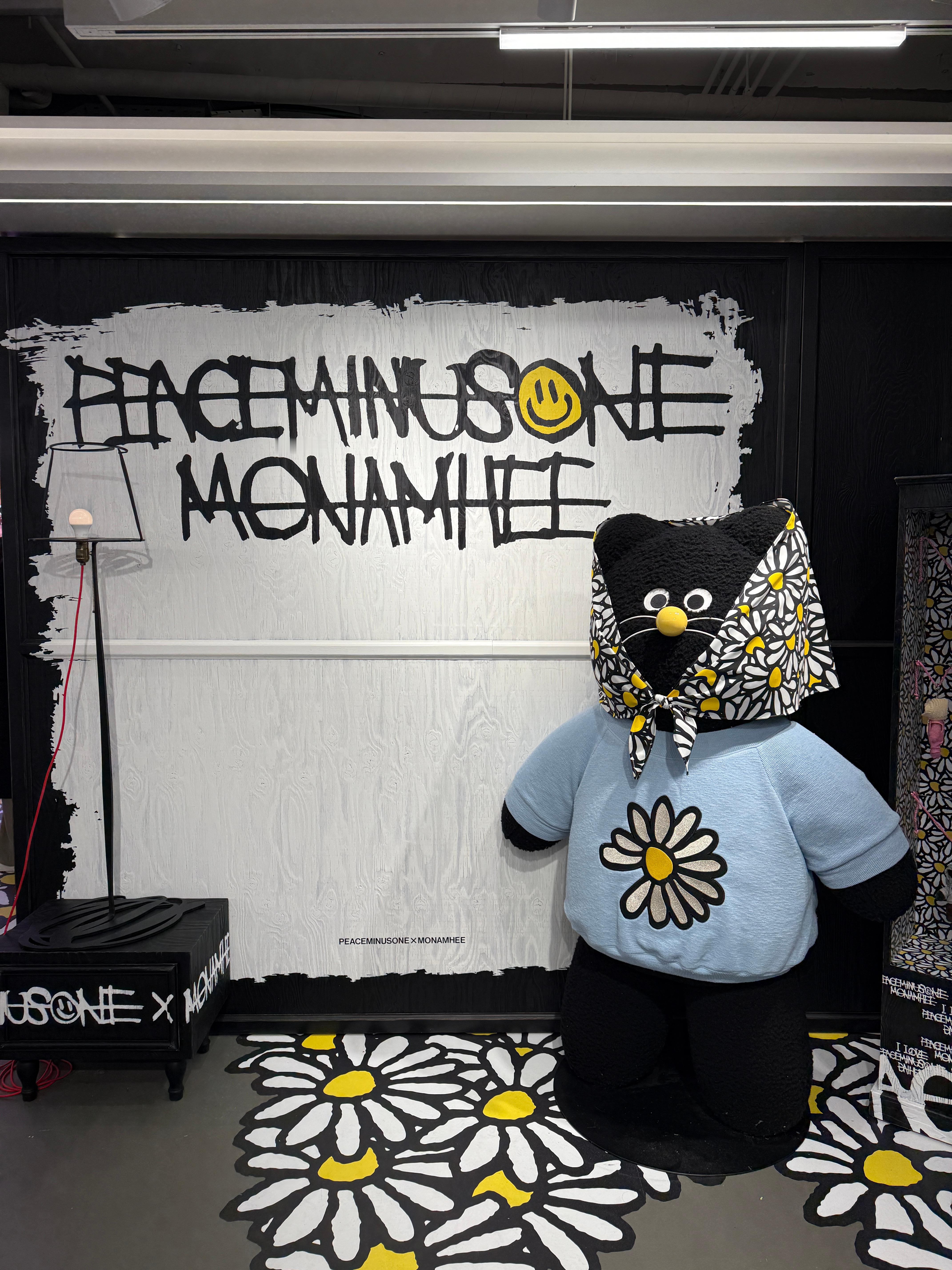 权志龙联名 PEACEMINUSONE X MONAMHE玩偶🪩🧸🌼 排了