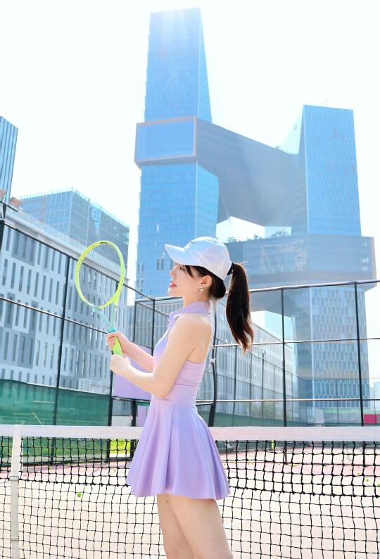 网球少女的快乐 深圳市中心球场太出片啦