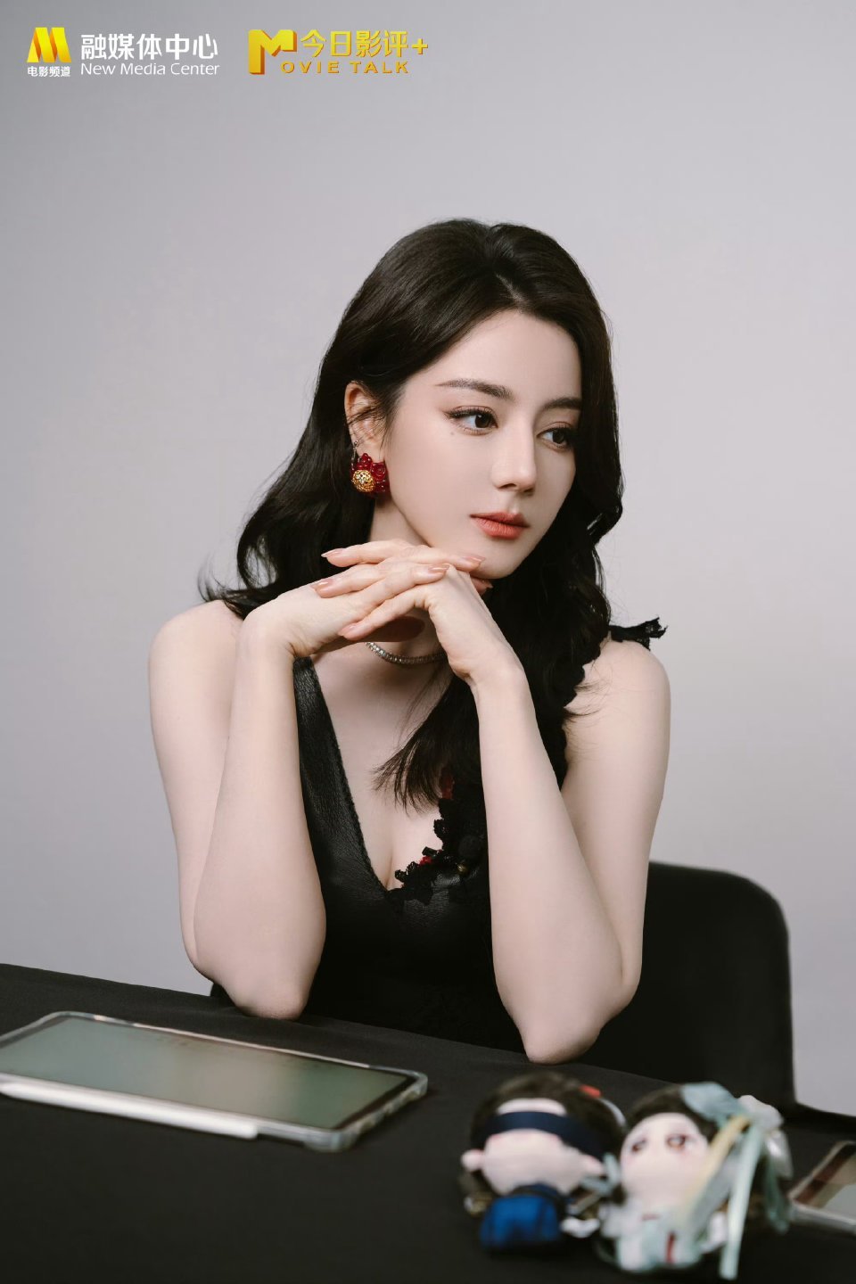 迪丽热巴形容陈飞宇是老辈子迪丽热巴你好美！！ 