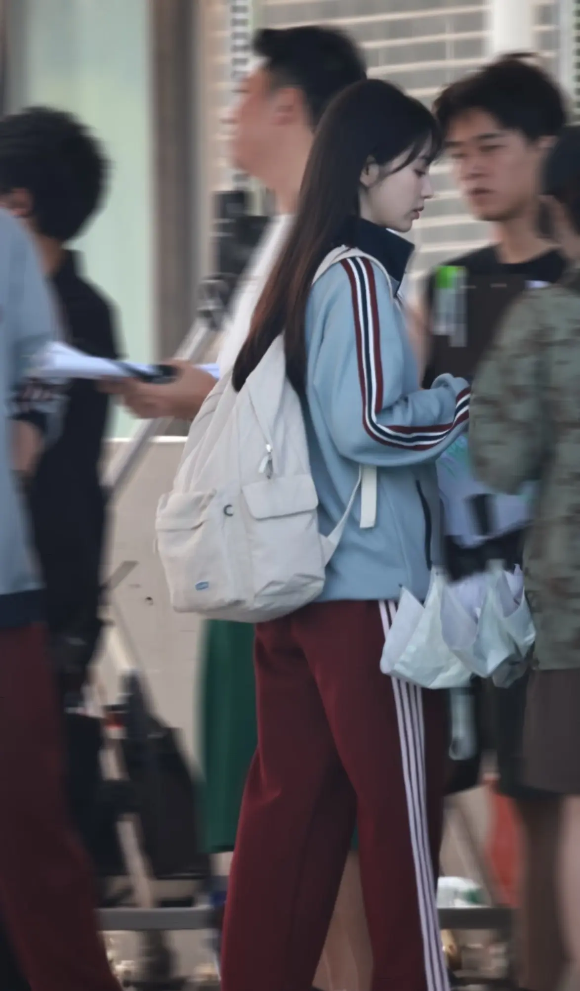 学姐可以加个吗 天才少女