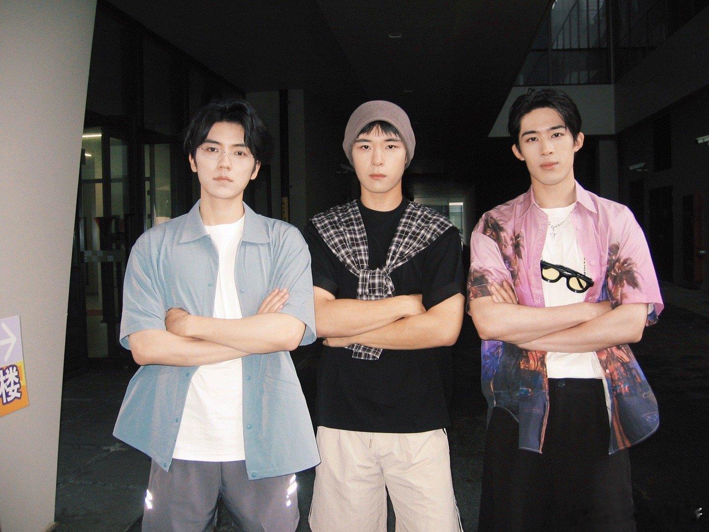 #青春群像在短剧异地登录#这部短剧也有点惊喜到我了，能想到是这样的题材，而且也能