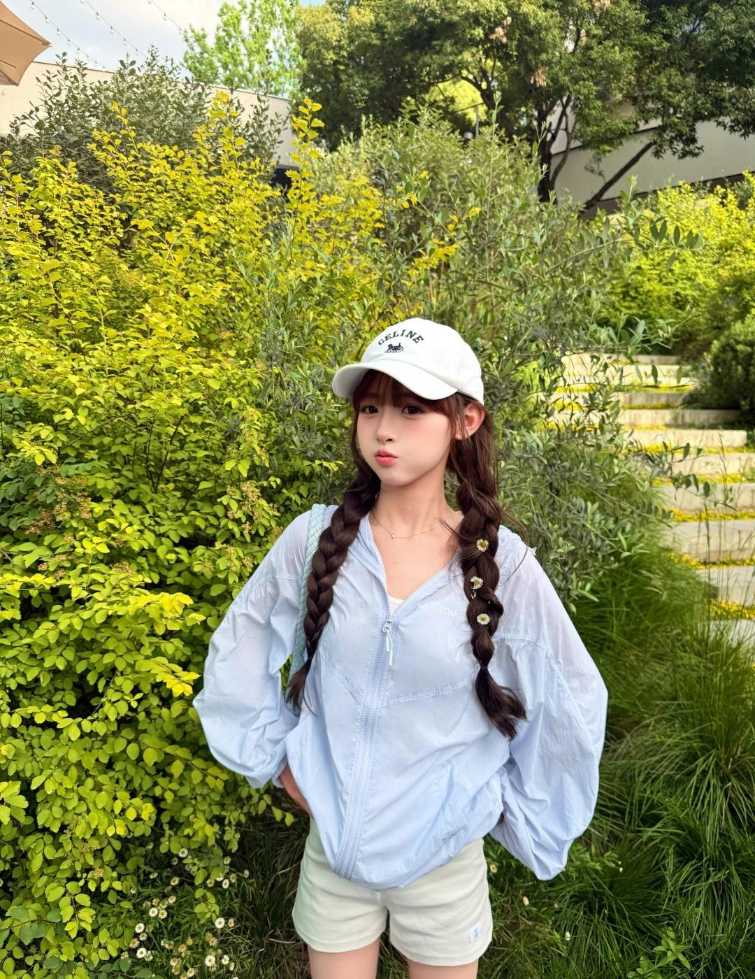 hi 今日天氣晴🍏•ᴥ•🍏
晒到的阳光分你一半 春夏穿搭 防晒穿搭 howt