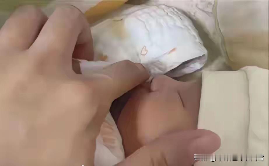这样的媳妇儿，还能要不？

喜得千金，全家都很开心，但是我发现媳妇儿多了一个坏习