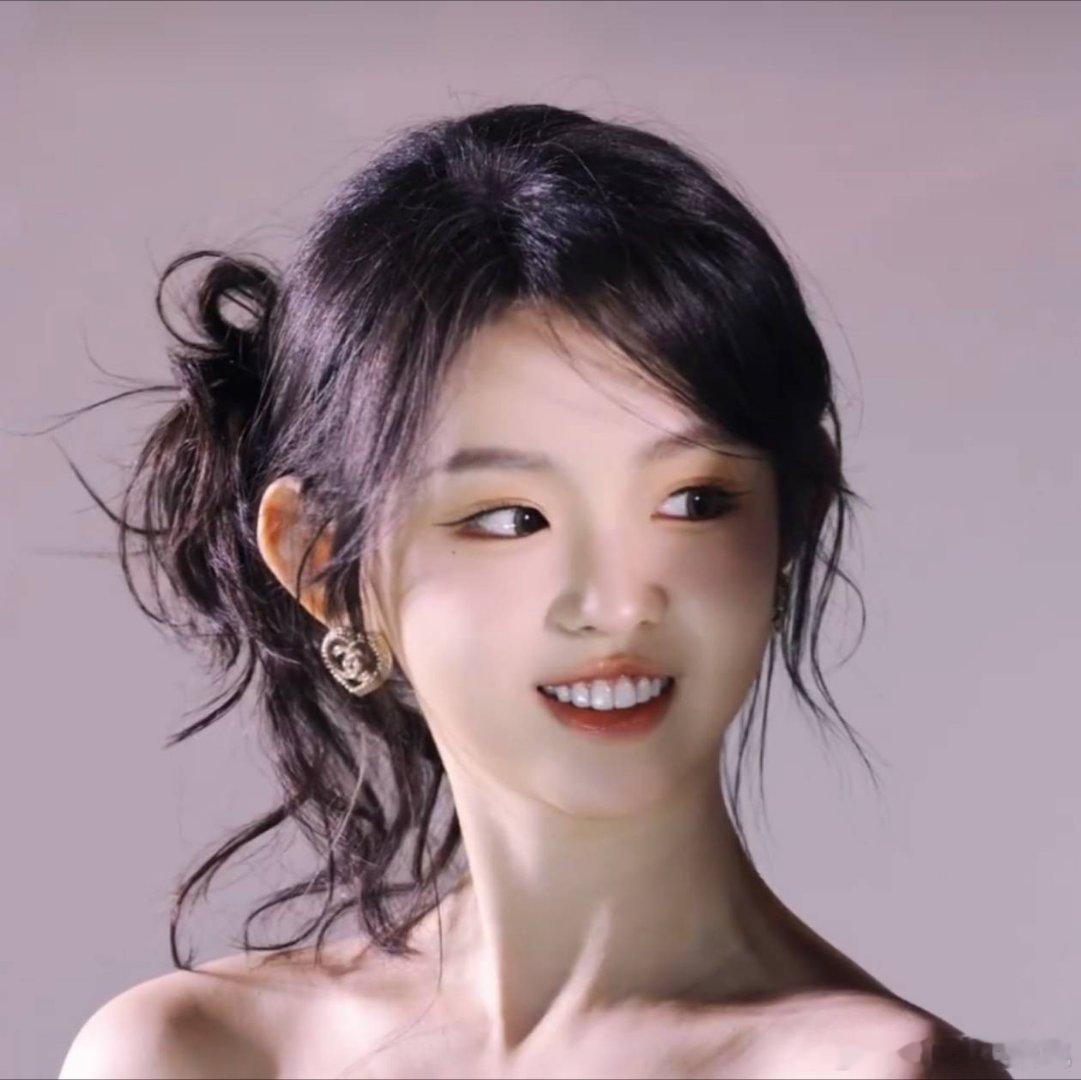 短国女演员李柯以，00🌸可爱挂的 ​​​