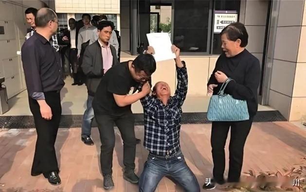 1996年，5名无辜青年蒙冤入狱，被关押了21年后才无罪释放，令人惊讶的是，5人