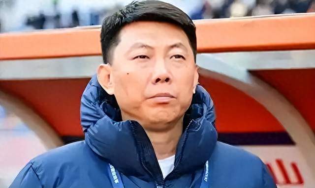 山东泰山阵容告急，上海申花强敌当前，依木兰临危受命能否顶住
