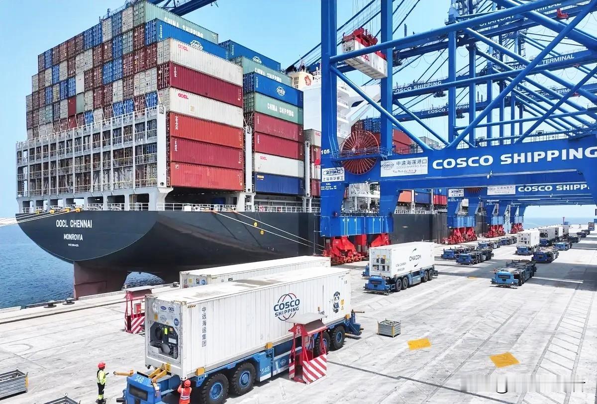 美国急了，示好中国
在此前宣布给予三星、SK 海力士涉及美国核心技术的半导体设备