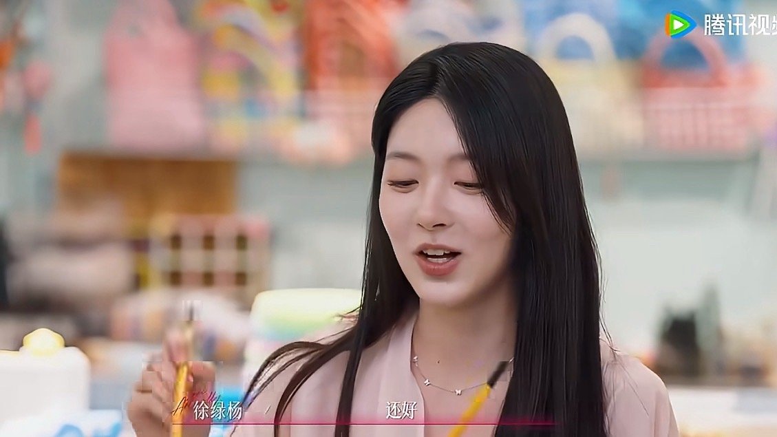 周佑凌柳柳凌李政这段堪比滴血验亲妈耶！！这段拉扯戏码堪比甄嬛传名场面，剧情跌宕起