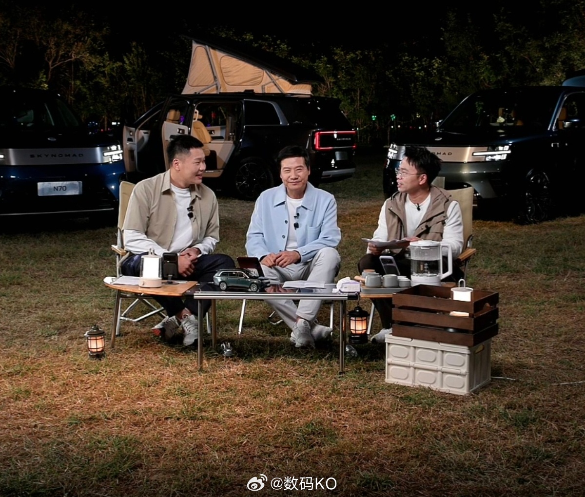 刚刚雷总直播，小米汽车只公布第一波锁单和一个月的首销数据，也就是说小米澎程的锁单
