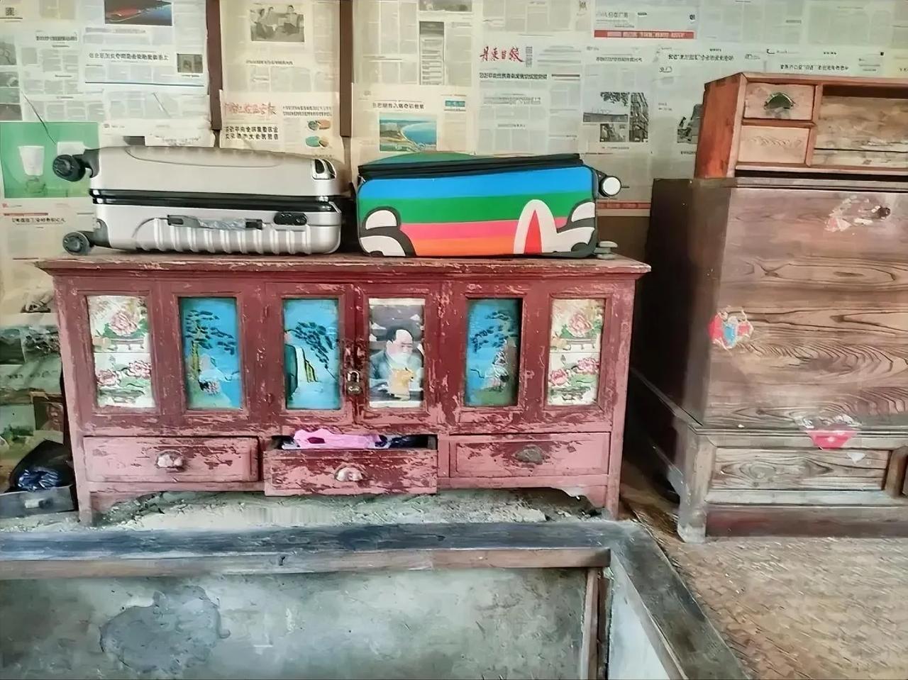 耙子与匣子定律

我发现一种现象，男人挣钱多的家庭出问题相对少一些。与之相反，女
