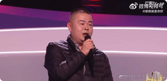 芒果辩论赛上新了夏哲轩遇泓羊接连引爆话题，舞台要不要风格多变这题，我跟着乐评人一