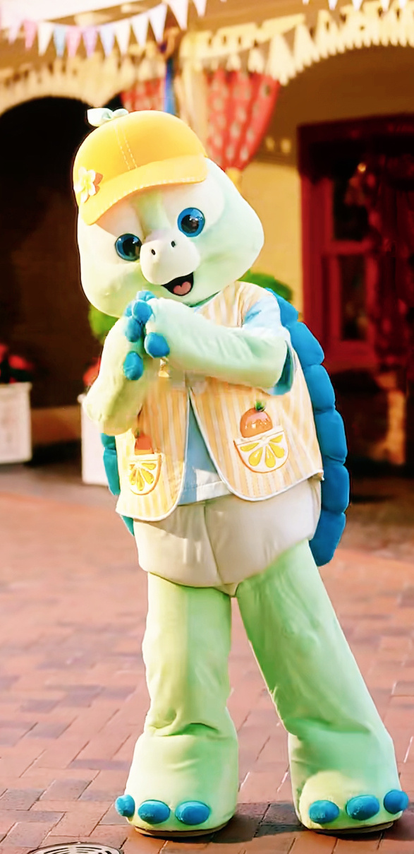 奥乐米拉  我儿腿好长期待换新衣服~ 