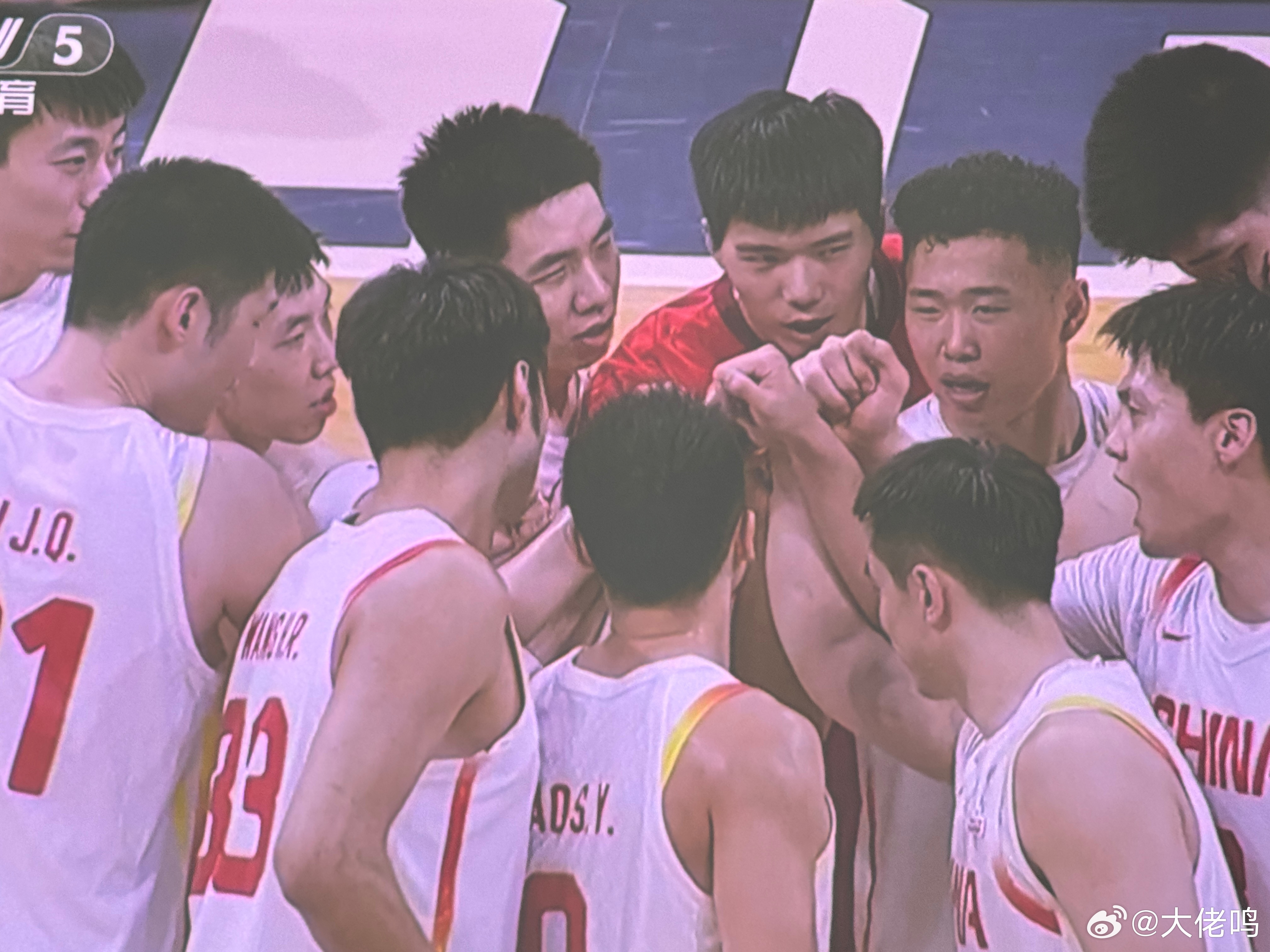 中国男篮战胜中国台北男篮 中国男篮vs中国台北男篮连续两场逆转胜，太不容易了，又