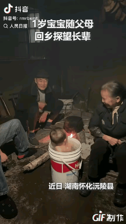 1岁宝宝登上人民日报，这一幕治愈了无数人。湖南怀化，爸妈带着孩子跨越三百公里回到