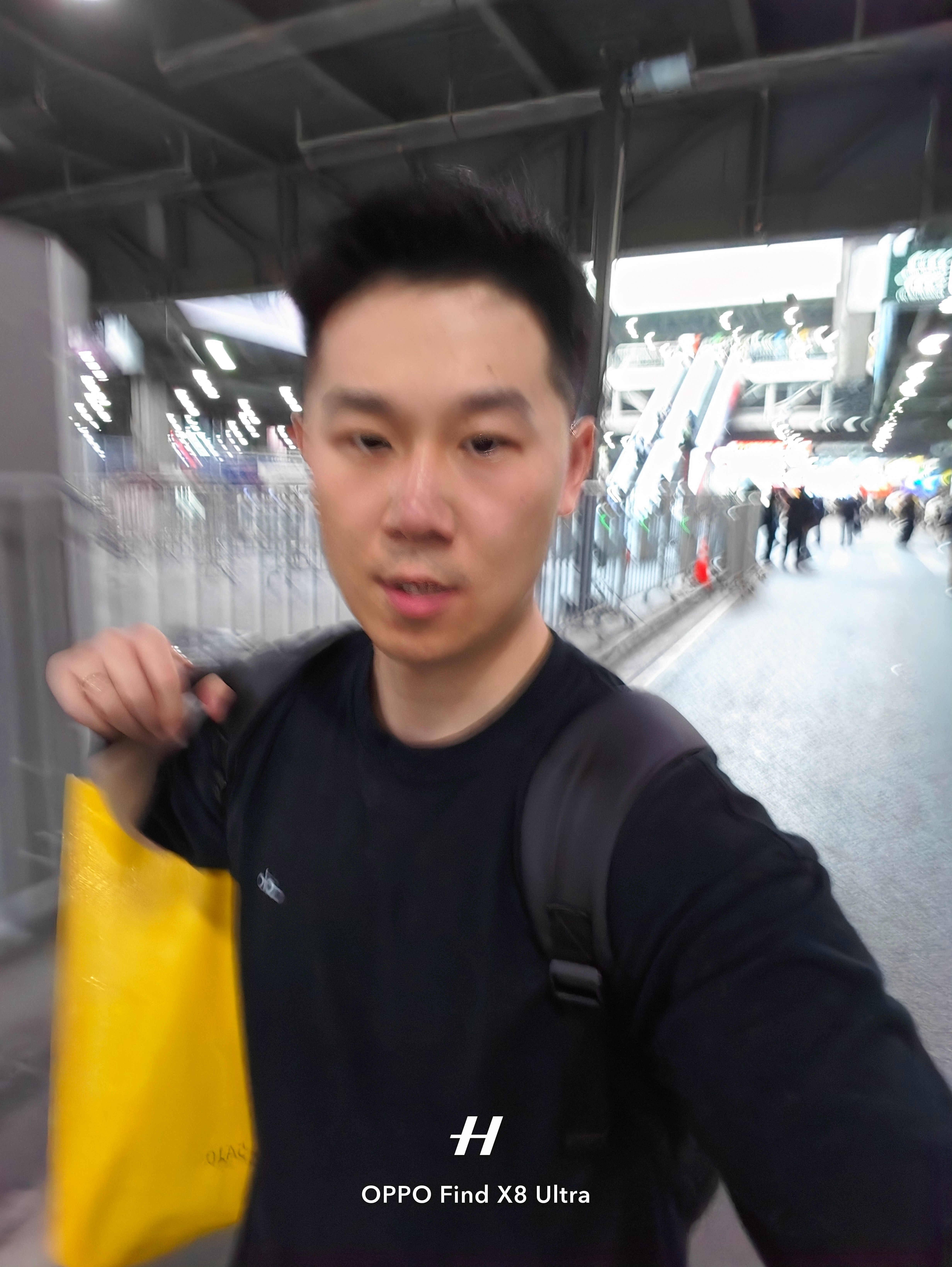 下班收获满满的一天（指存储卡的素材量很大）上海车展 ​​​