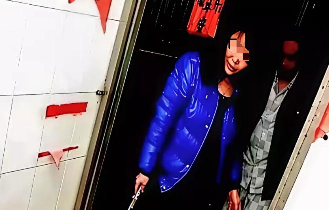 2021年，一房东以各种理由不退租客押金，租客不吵不闹，默默买了300多个鸡蛋，