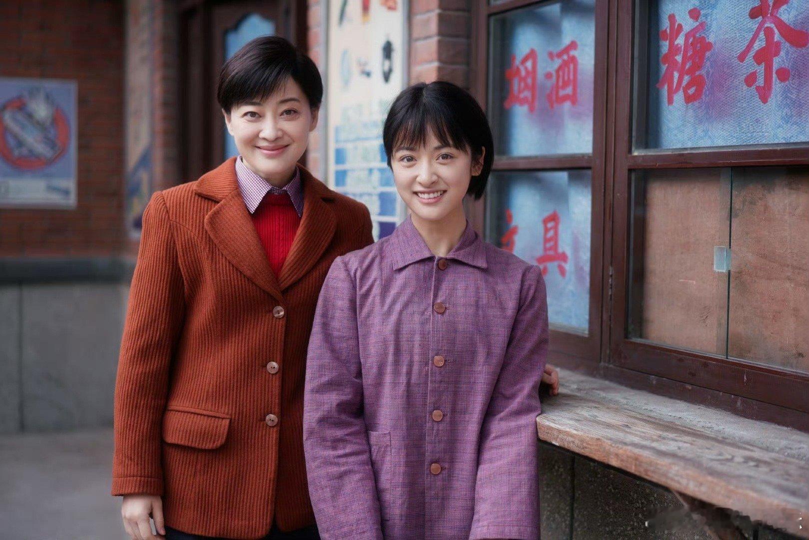 沈月晒与梅婷合照 、 沈月家丽正式下线  围观下啦，沈月晒与梅婷合照，可以有啊，