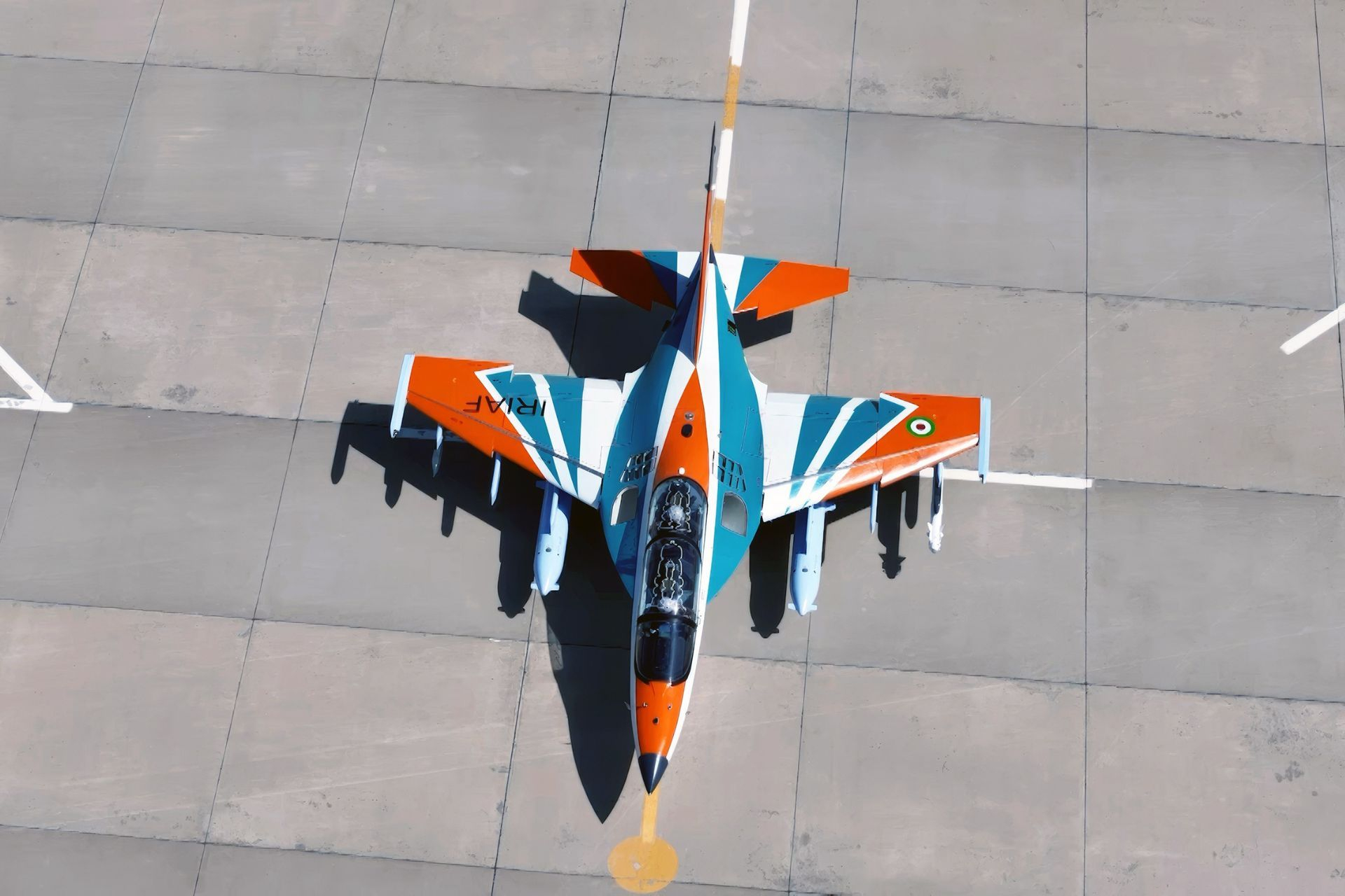 美伊以冲突  以色列空军称，F-35I击落了一架伊朗空军的YAK-130教练机，