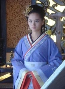 公元前150年，汉景帝病重。他将最宠爱的栗姬叫到身边说：“等朕百年后，希望你能善