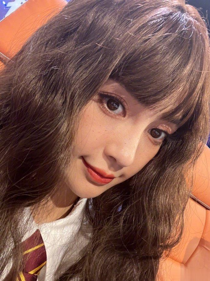 他好像漫画走出来的人#Angelababy魔法少女造型##杨颖魔法少女造型# ​