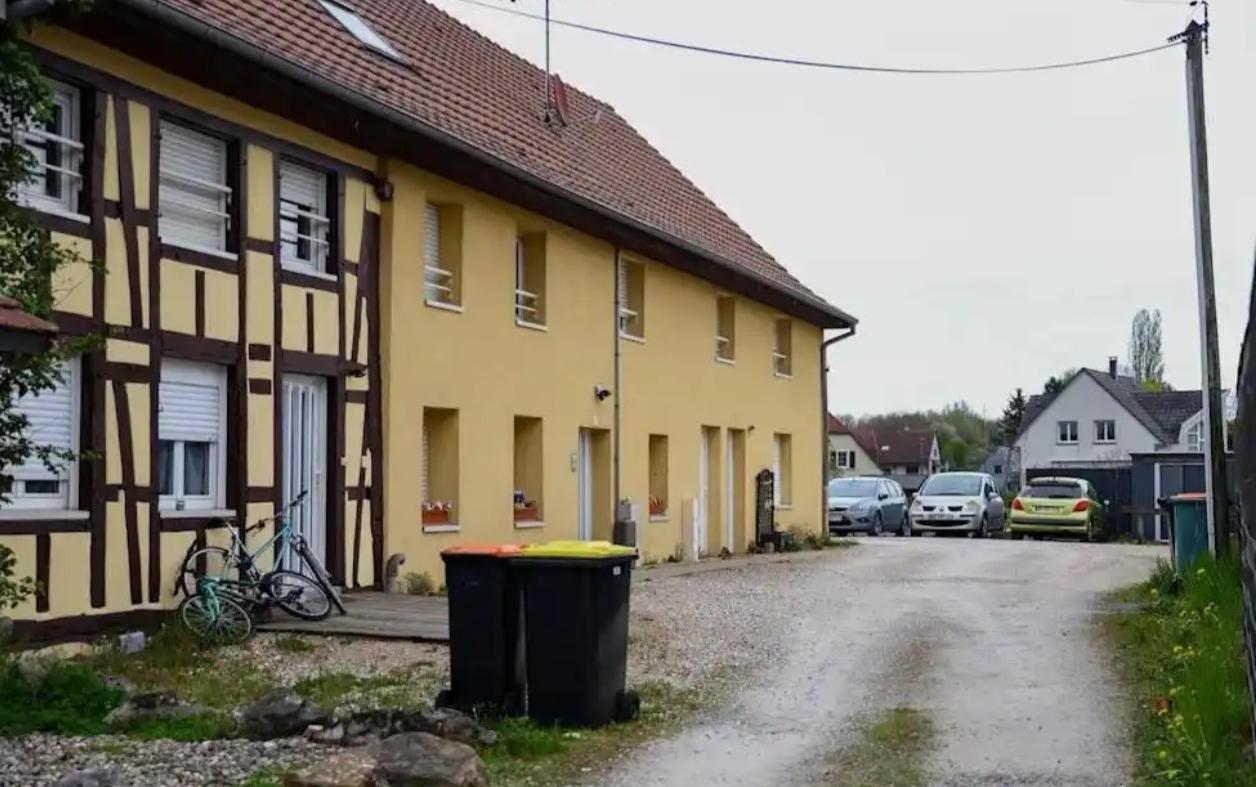 🔴 法国9岁男童被生父囚禁货车近两年，获救时丧失行走能力

当地时间4月11日