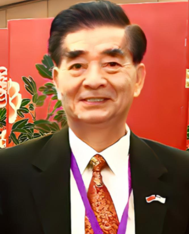 你敢信吗？一个被美国安插在中国潜伏了三十多年的间谍头子，落网之前，居然是街坊邻里