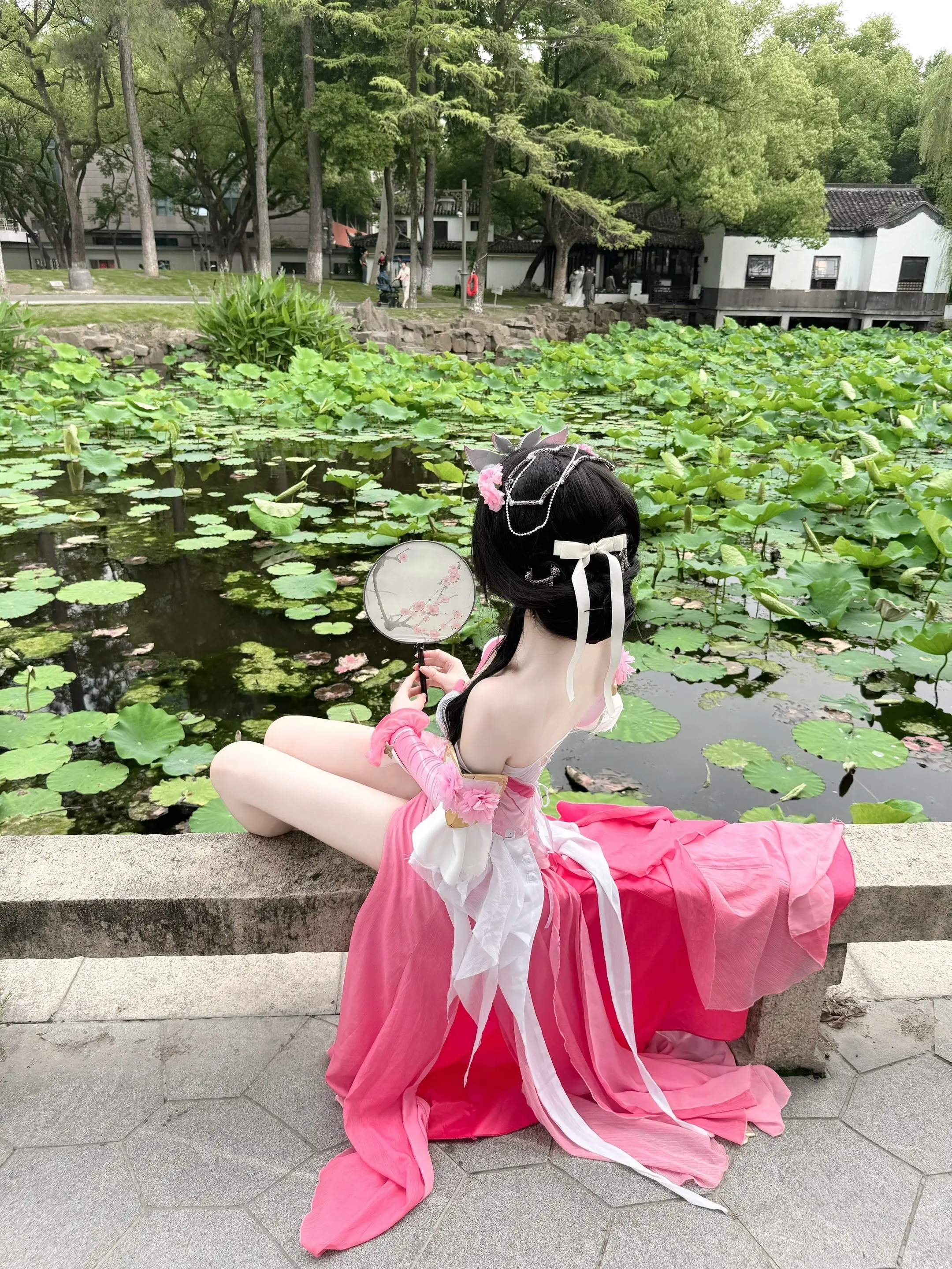 不到园林 怎知春色几许