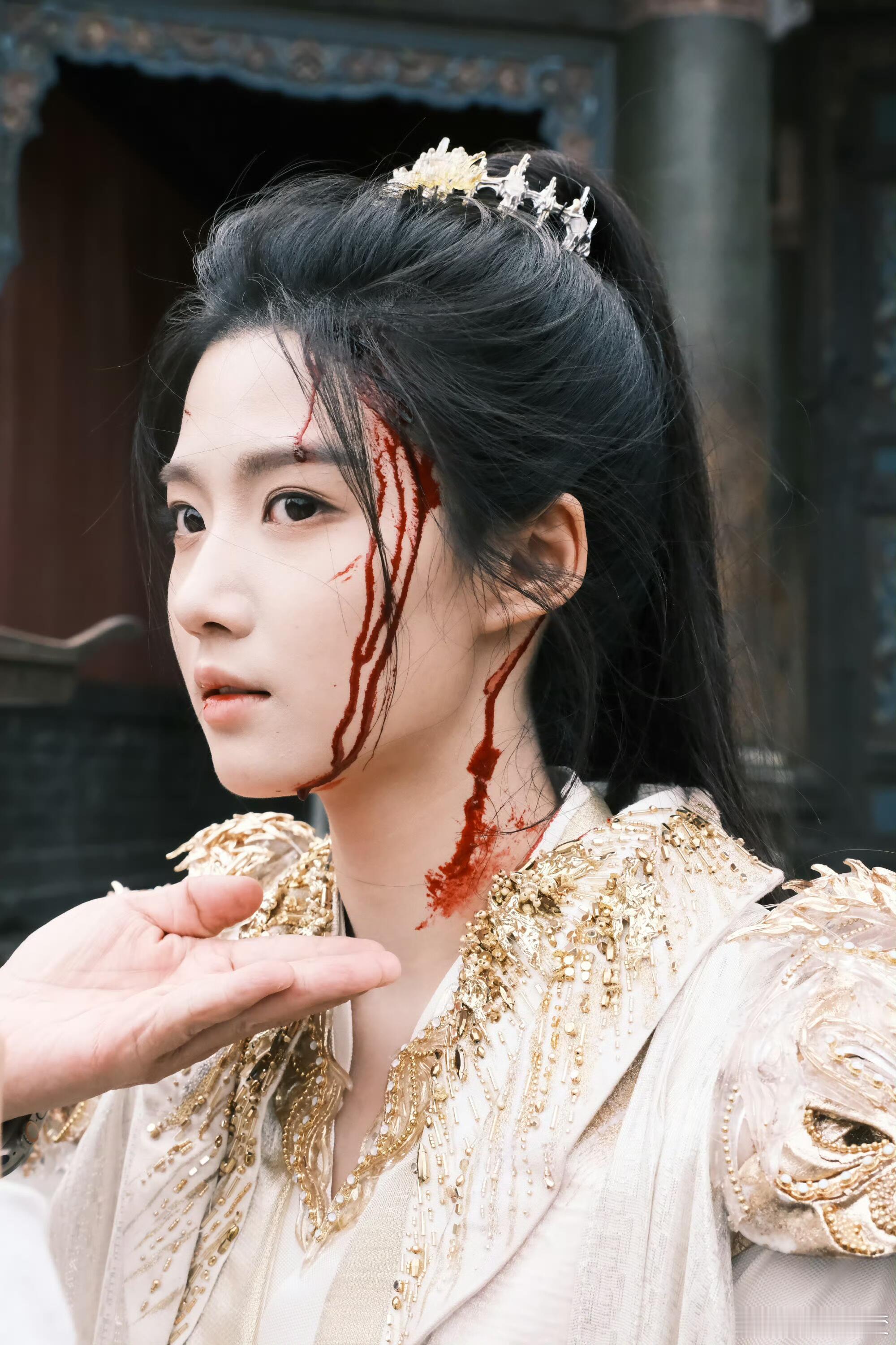 卢昱晓[超话]  卢昱晓|我的明献战神卢昱晓｜ ​​​