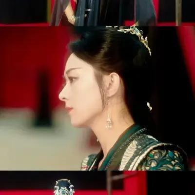 五一假期，赵丽颖与福州非遗“三条簪”撞了个满怀，瞬间美出圈！“三条簪”又称“三把
