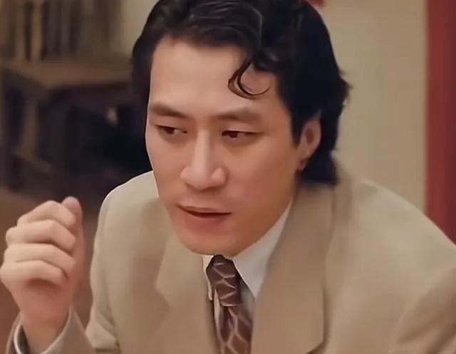 其实明眼人都看出来了，李道瑜去世不是突发意外。


大家可能都听说李道瑜走了，官