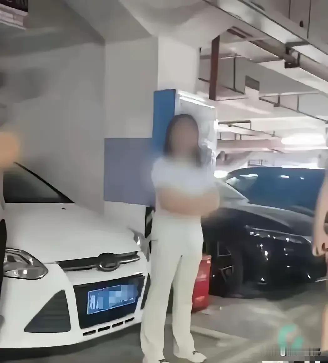后续！长沙车位纠纷调解11小时崩了：女车主倒要业主道歉，网友炸锅

7月8日下午