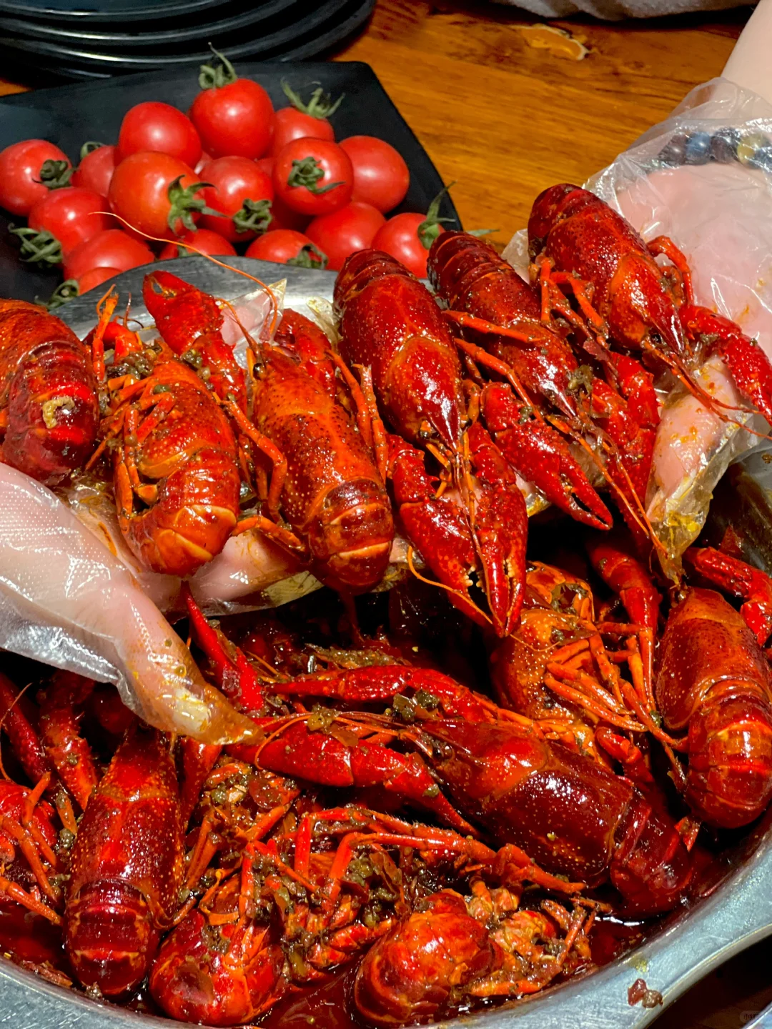 这家应该是郑州小龙虾之光了吧，好好吃！！