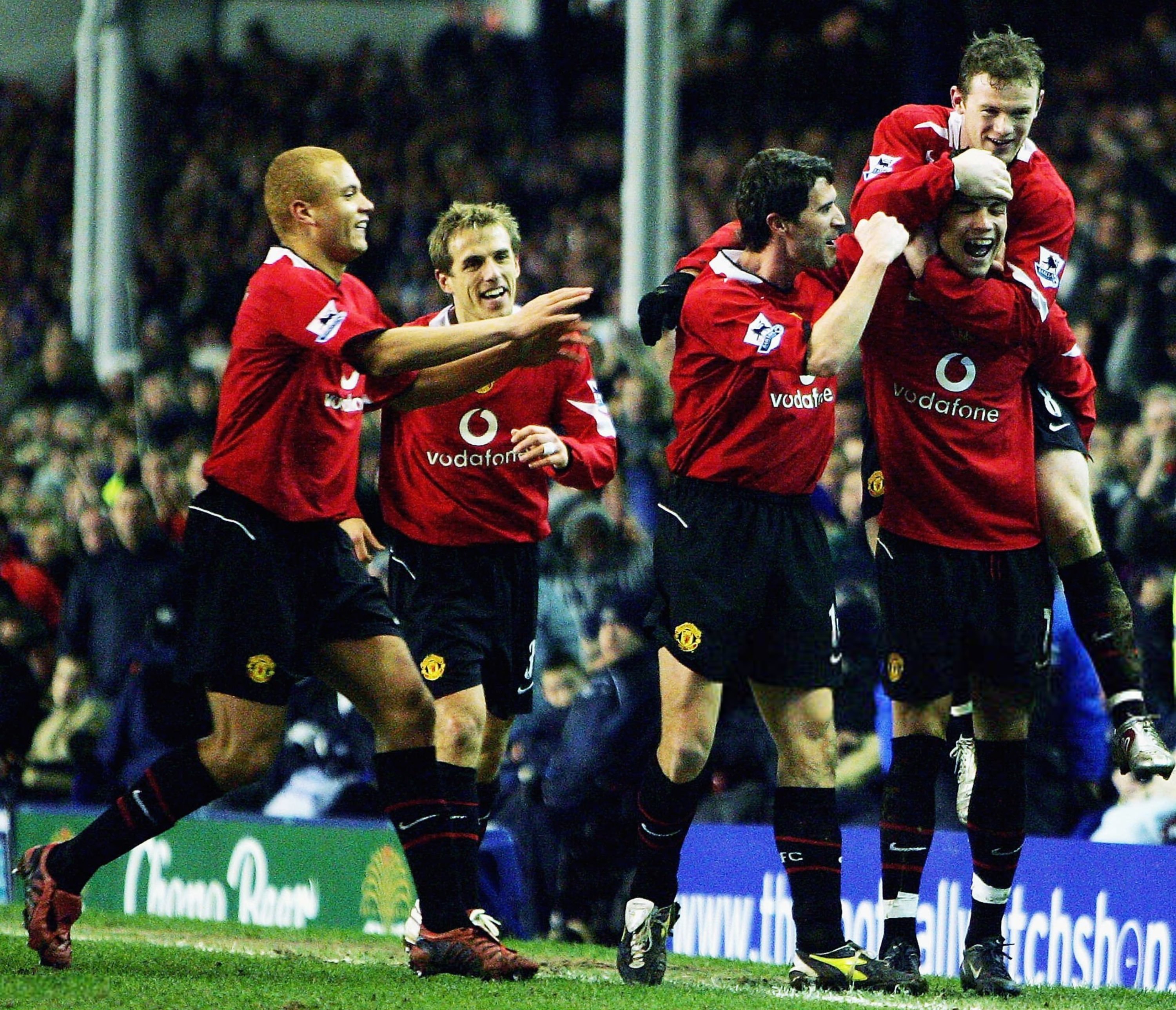 C罗c罗 卷毛小狗很好rua 