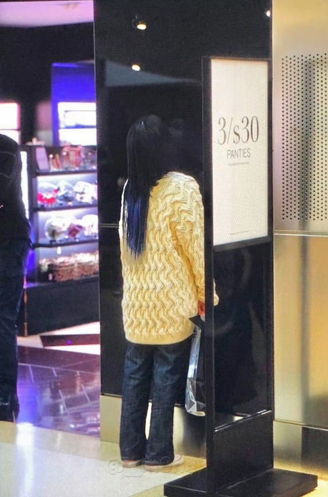好笨一只狗 