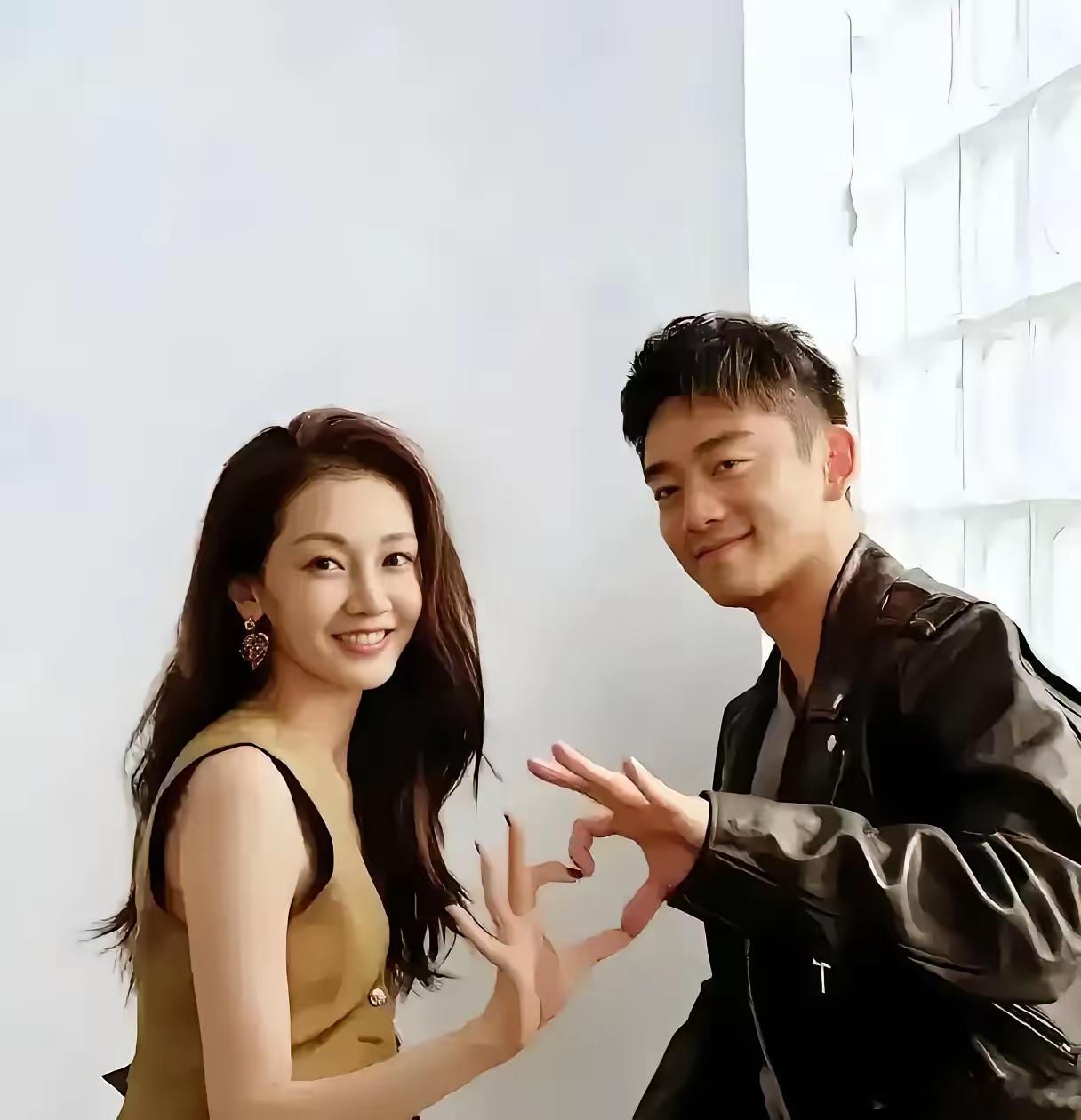 苗苗呀苗苗你可长点心吧不然你这婚姻恐怕难保​郑凯停掉苗苗娘家附属卡这件事​说到底