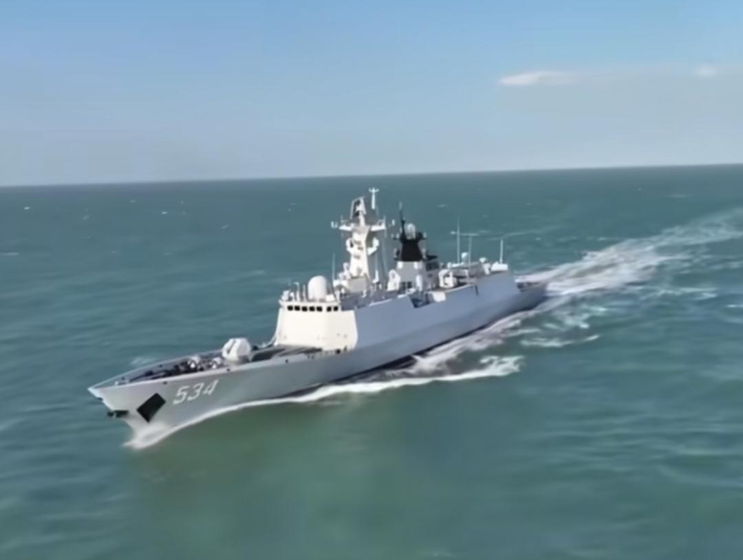 德国军舰过台湾海峡，被中方电磁压制，只能盲航。
这事听起来是不是很玄乎？时间要拉