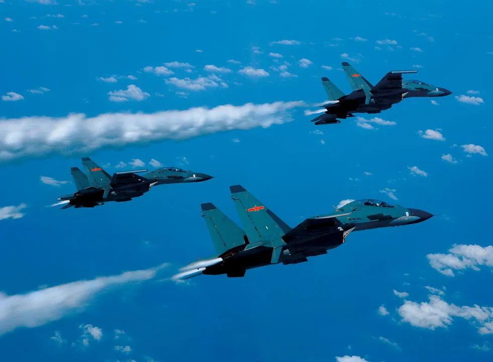 中国空军综合实力现在敢称世界第一空军，应该没人反对吧？[捂脸][捂脸]那么我们空
