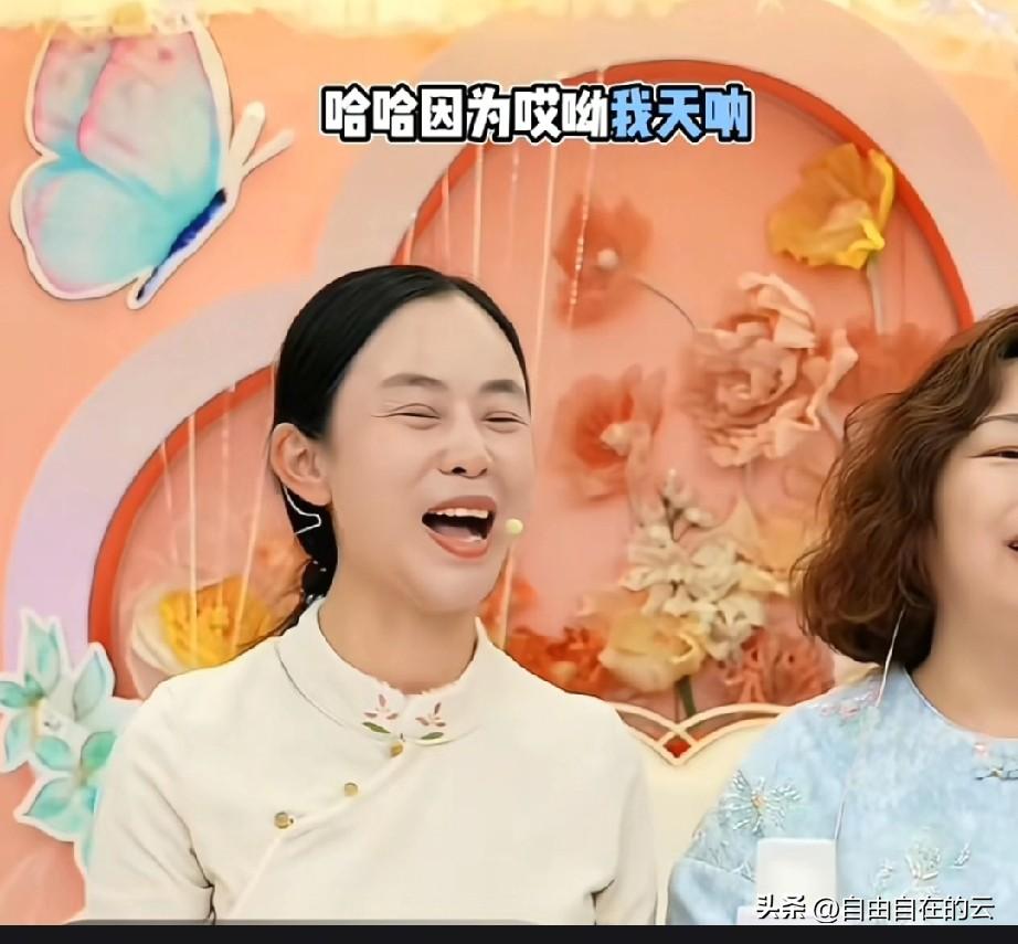 真好，原来李鑫没有生姐姐的气，今天李林直播带货的时候，李鑫突然空降直播间，还一直