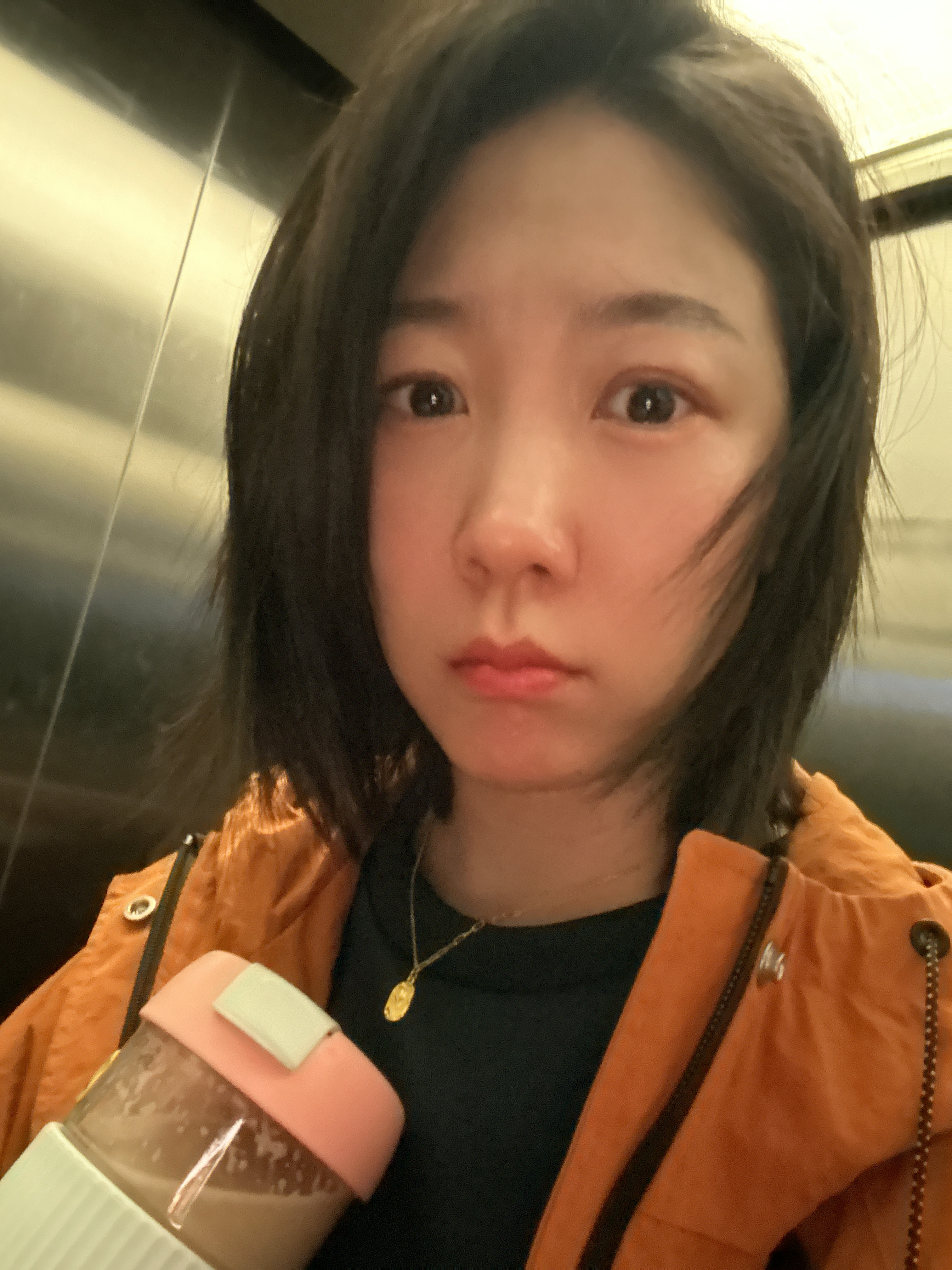 好久没有这么早起床了，懵逼中……[doge] ​​​