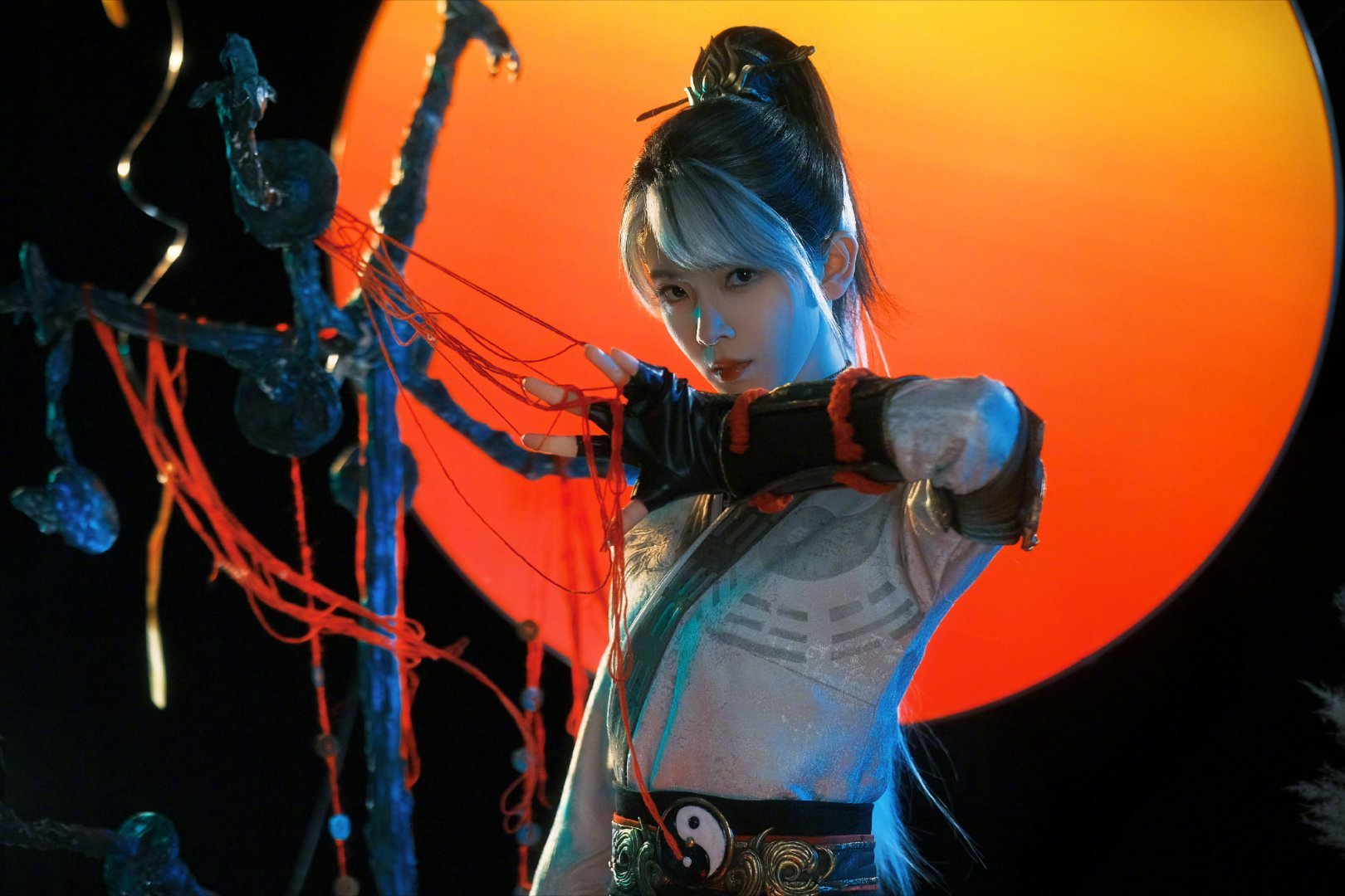 陈瑶钓系美人 高级的钓系感从不是刻意媚态，而是眉眼间浑然天成的拉扯张力。陈瑶清甜