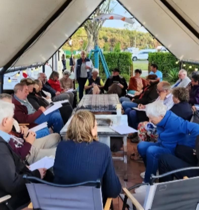 为什么欧洲老人基本上没有什么卧病在床的？

在德华人直言：高龄后宁晒着太阳享余生