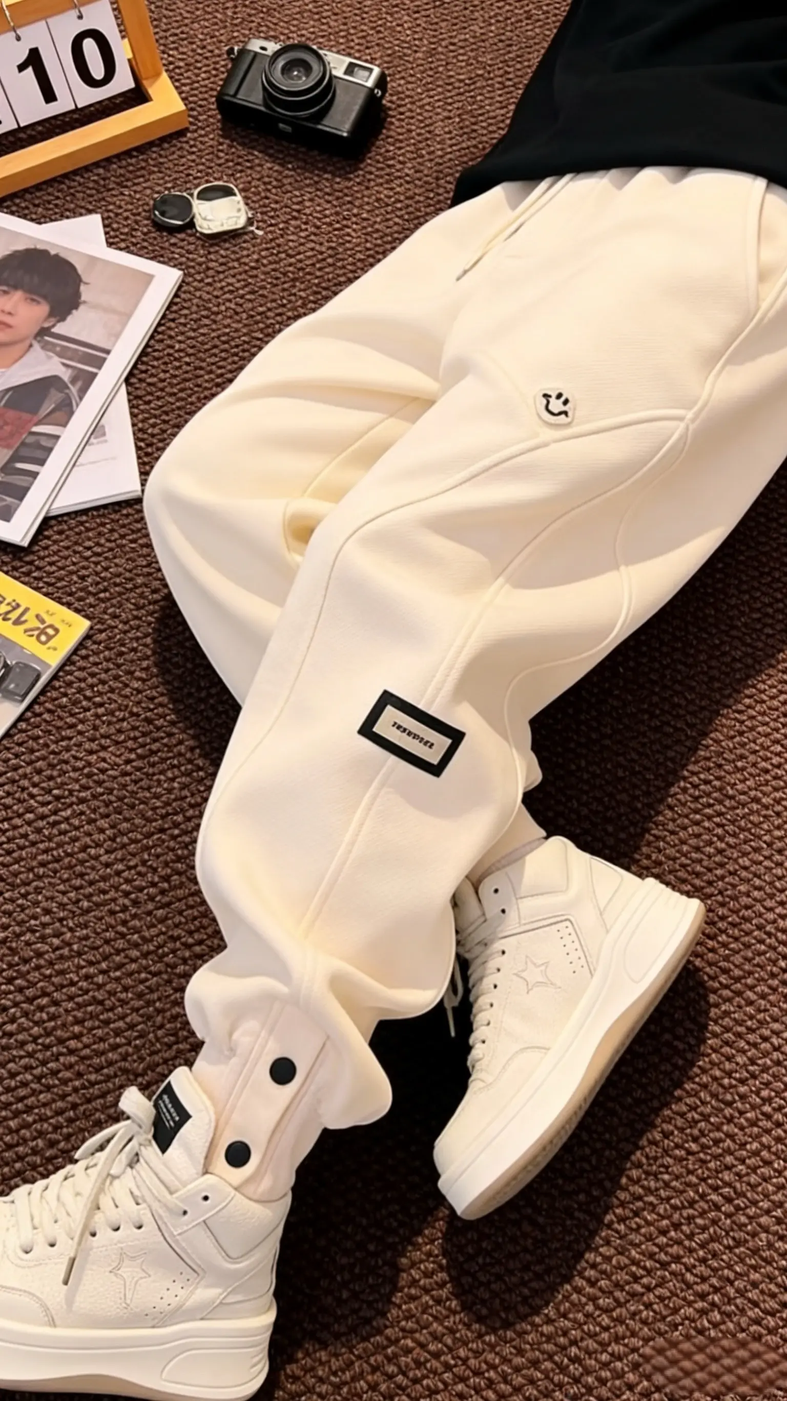 简约立体剪裁百搭宽松个性休闲卫裤时尚笑脸潮流男士帅气束脚裤