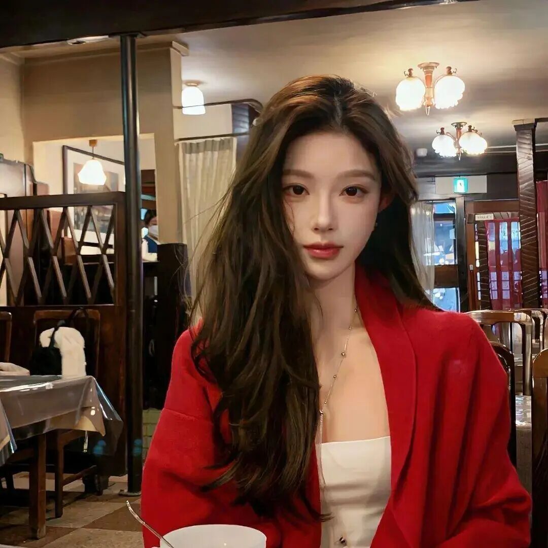 𝗪𝗲𝗖𝗵𝗮𝘁头像 ​​​‖女生头像‖氛围感‖优质女头‖小众高级 ​​