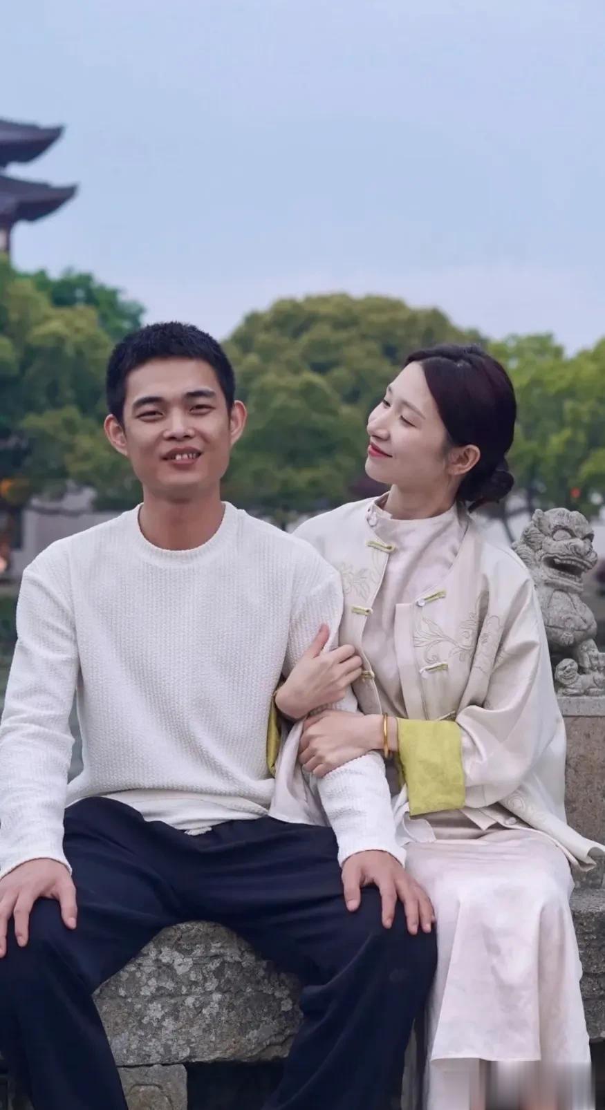 常言道，夫妻同心，其利断金。
好的婚姻，聚财；坏的婚姻，破财。
好的婚姻关系中夫